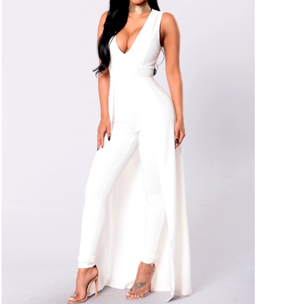 Fashion Nova Middle of Things Jumpsuit - Ivory NWT